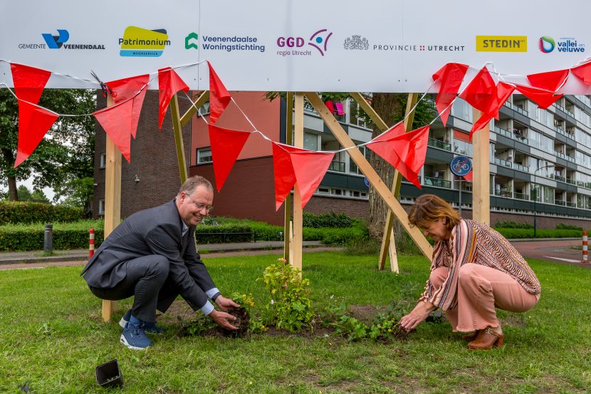 Onthulling bouwbord