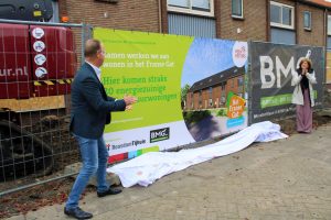 IMG_0176 Rijnpost_onthulling bouwdoek_klein formaat