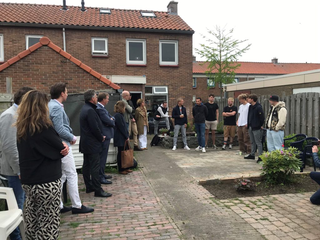 Bezoek CvK 150523 Thuis bij Frans 6_aangepast