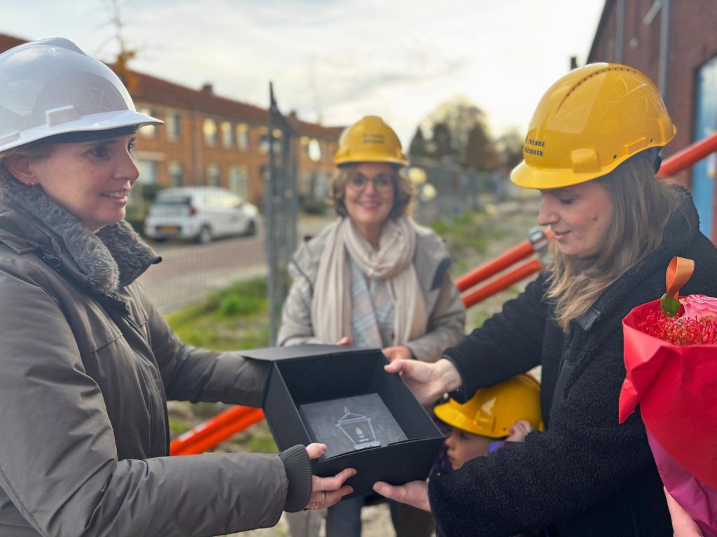 Steunbeeld - Veenvesters 5